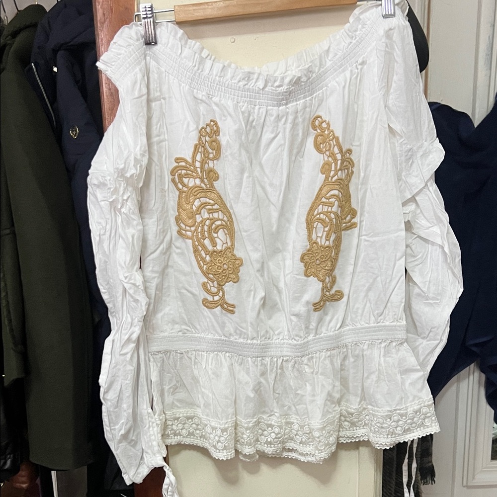 VENUS White Blouse with Gold Embroidery